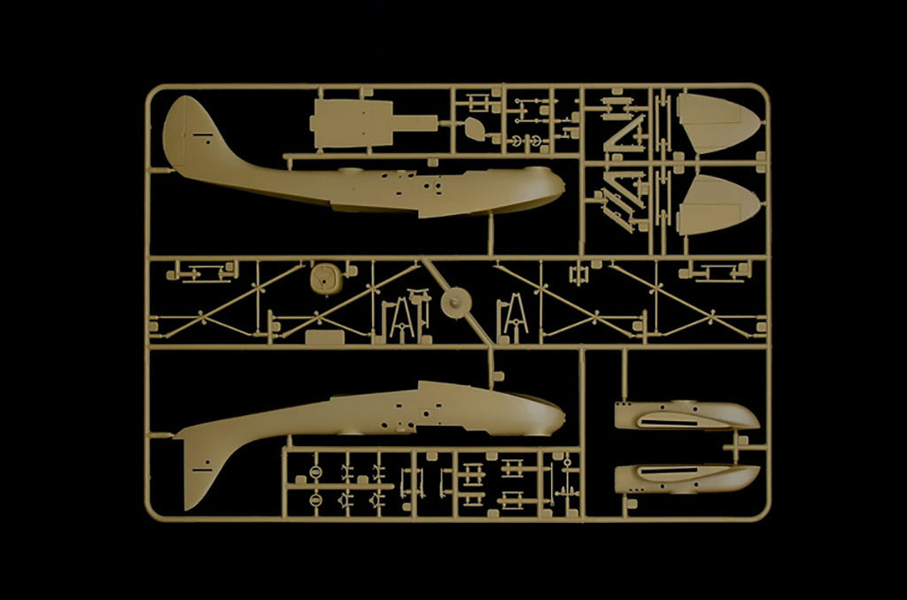 Italeri 1:72 CANT Z.501 Gabbiano - 112