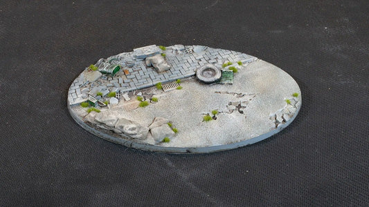 Gamers Grass Battle Ready Bases - Urban Warfare Oval 170mm (x1) - Loaded Dice