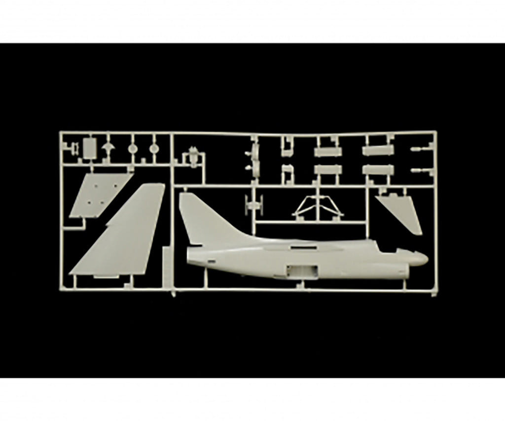 Italeri 1:72 A-7E Corsair II - 1411