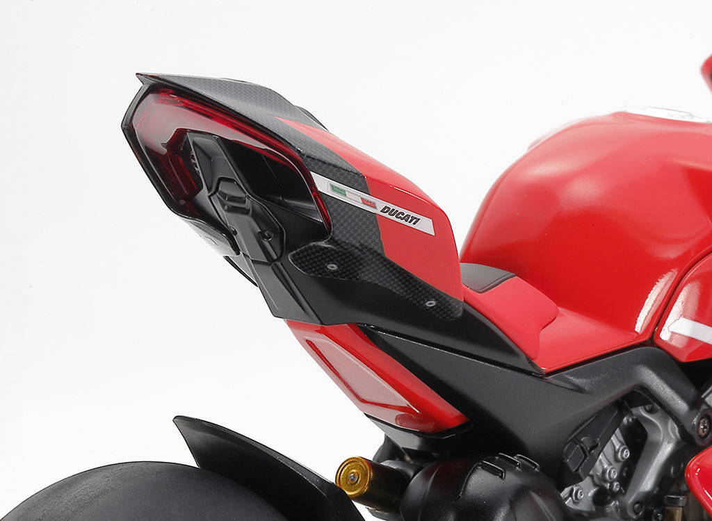 Tamiya 1:12 Ducati Superleggera V4 with Racing Kit - 14143