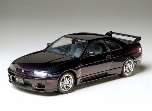 Tamiya 1:24 Nissan Skyline GT-R V Spec - 24145