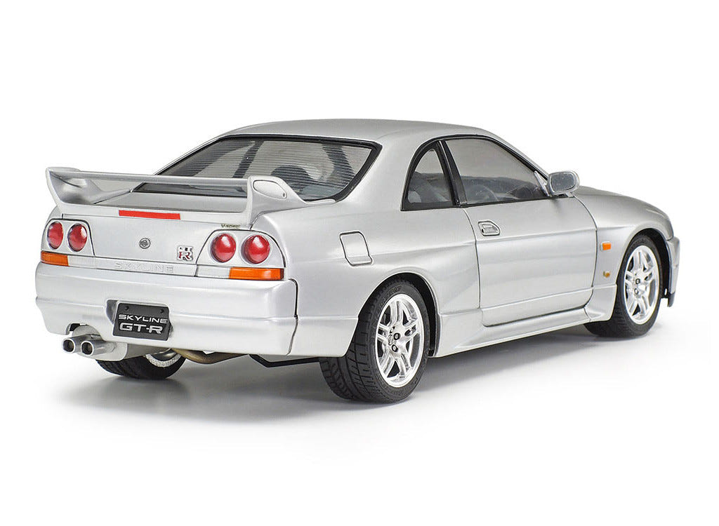 Tamiya 1:24 Nissan Skyline GT-R V Spec - 24145