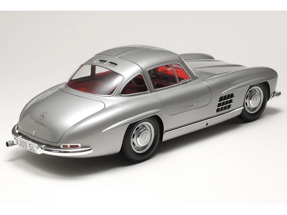 Tamiya 1/24 Mercedes Benz 300Sl - Loaded Dice