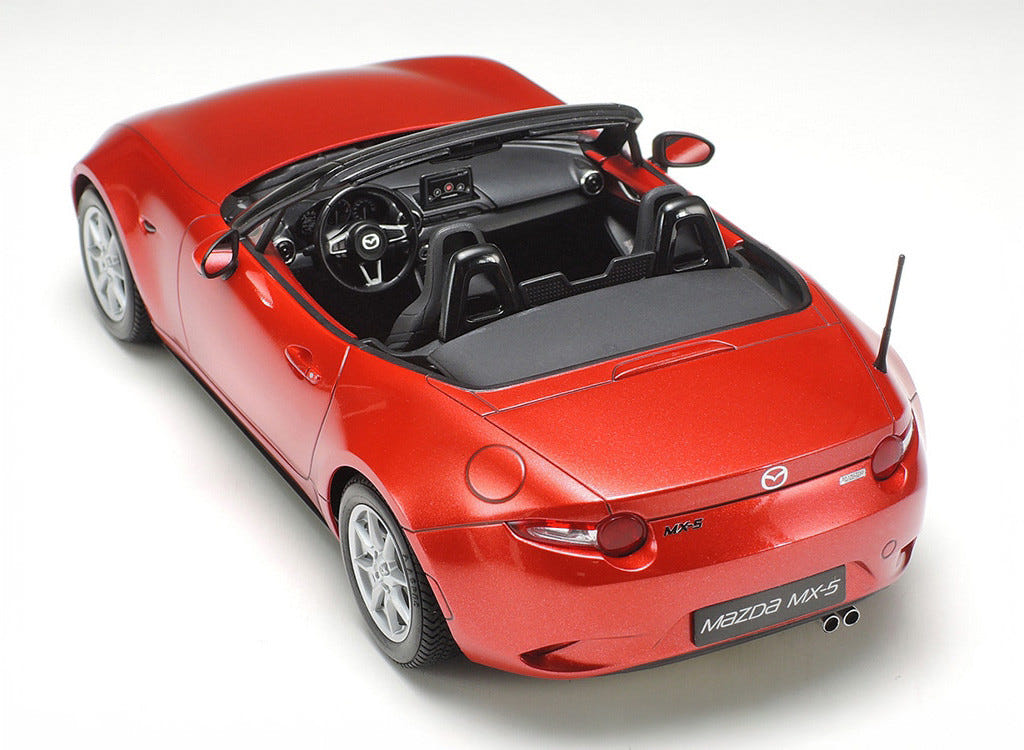 Tamiya 1:24 Mazda MX-5 (2015) - 24342