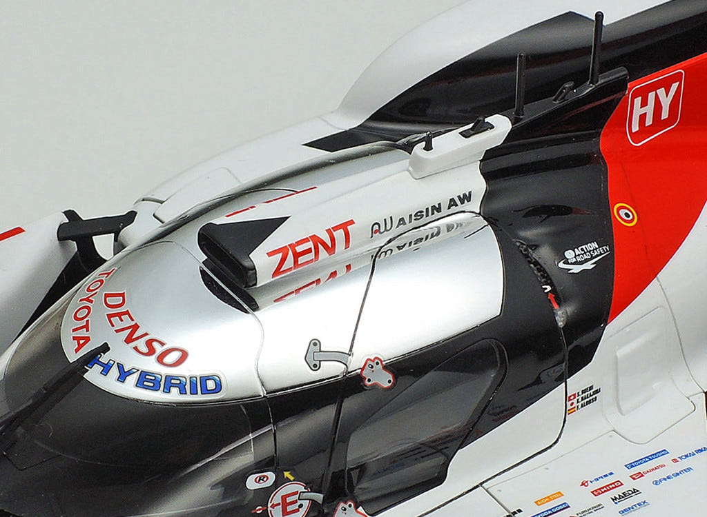 Tamiya 1:24 Toyota Gazoo Racing TS050 Hybrid - 24349