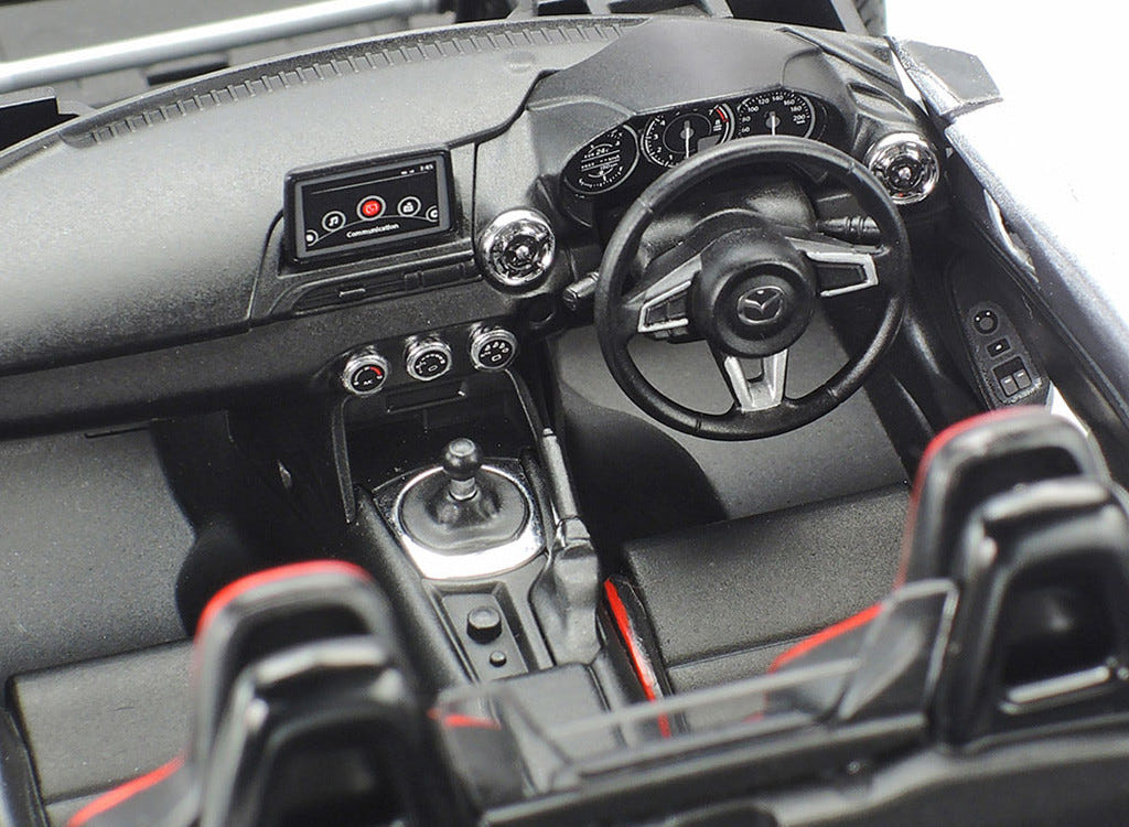 Tamiya 1:24 Mazda MX-5 RF - 24353