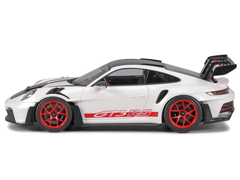 Tamiya 1:24 Porsche 911 GT3 RS (992) - 24370