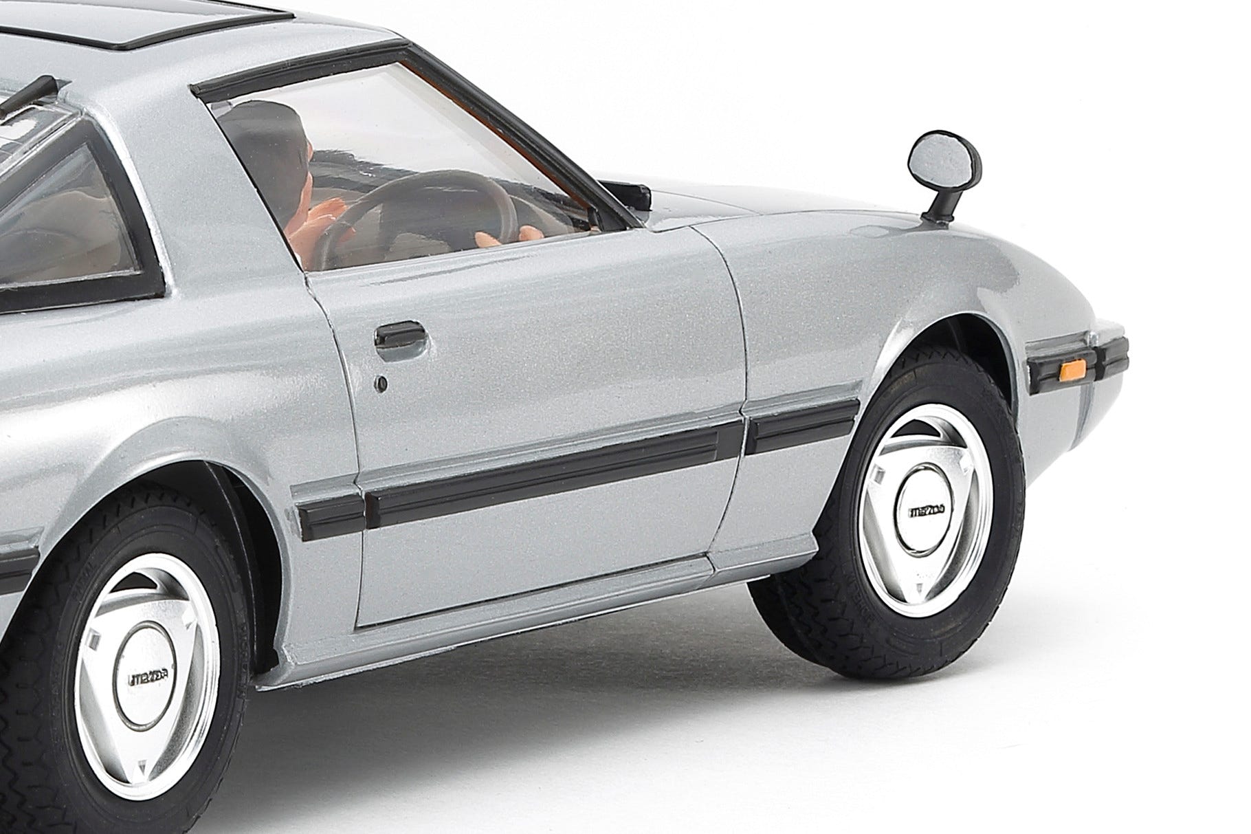 Tamiya 1:24 Mazda Savanna RX-7 - 24375