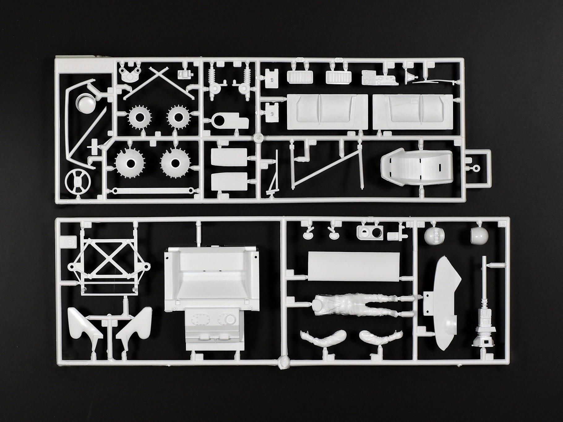 Tamiya 1:24 1978 Ford Zakspeed Capri Turbo - 24376