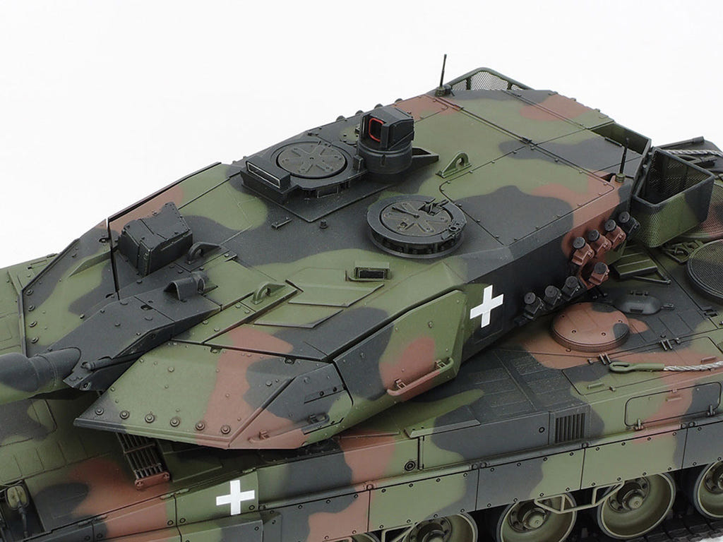 Tamiya 1:35 Leopard 2 A6 Ukraine - 25207