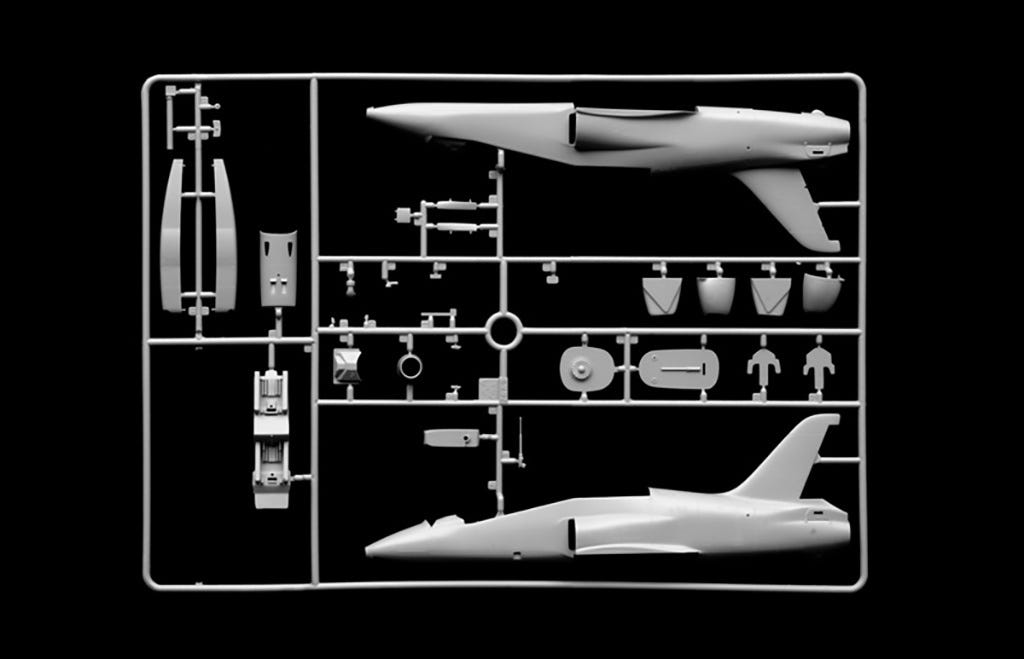 Italeri 1:48 RAF BaE Hawk T. Mk. 1 - 2813