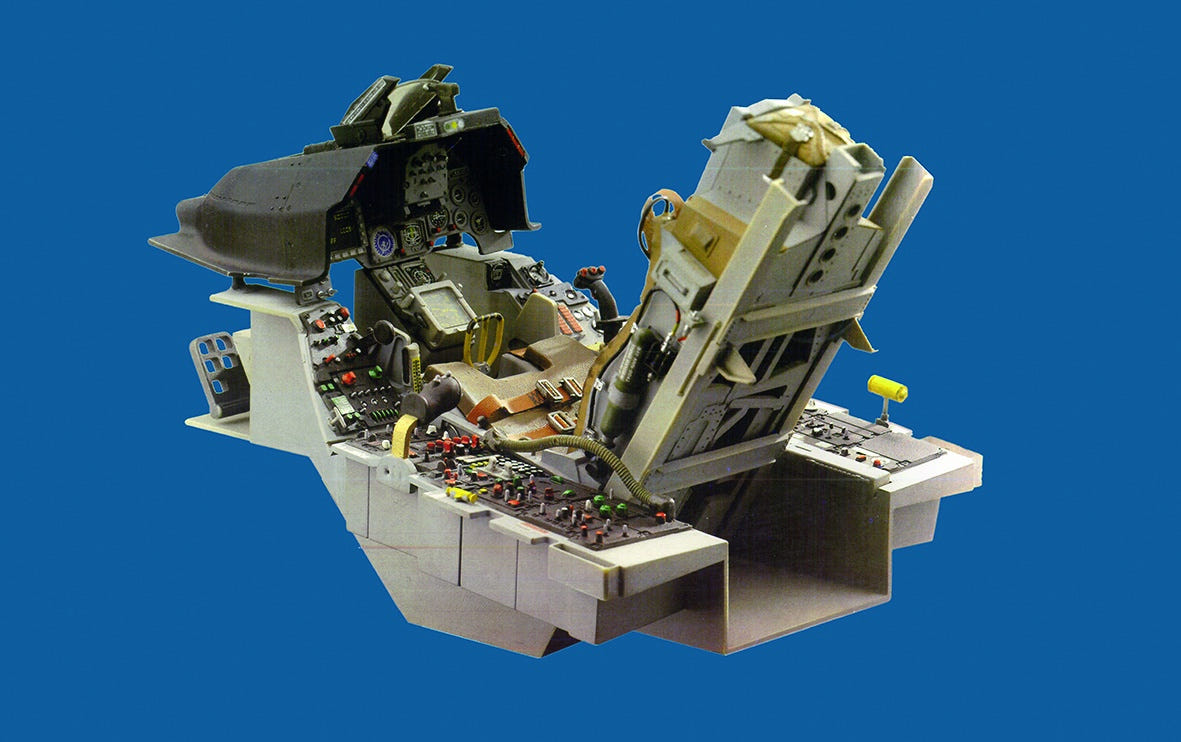 Italeri 1:12 F-16 Cockpit - 2990