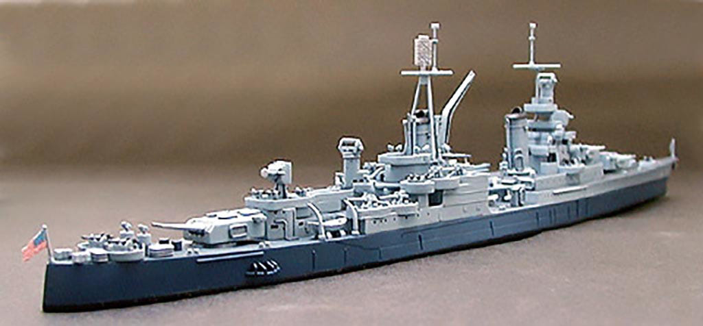 Tamiya 1:700 U.S. Navy CA-35 Indianapolis - 31804