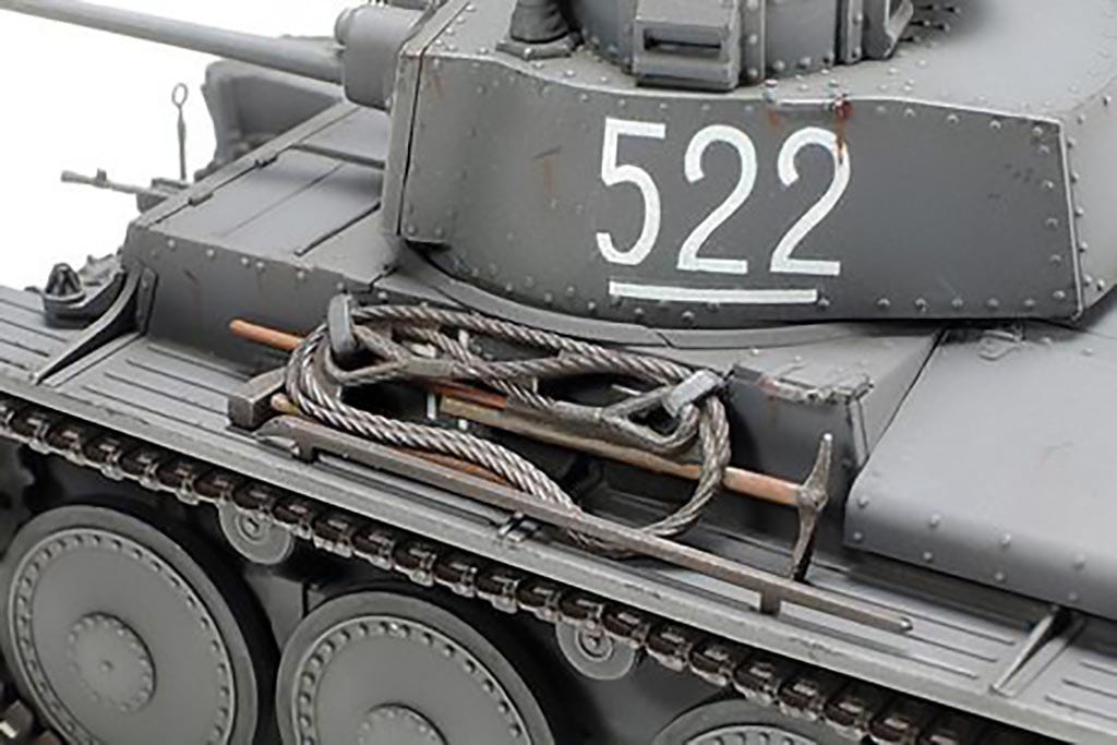 Tamiya 1:48 German Panzer 38(T) Ausf.E/F - 32583