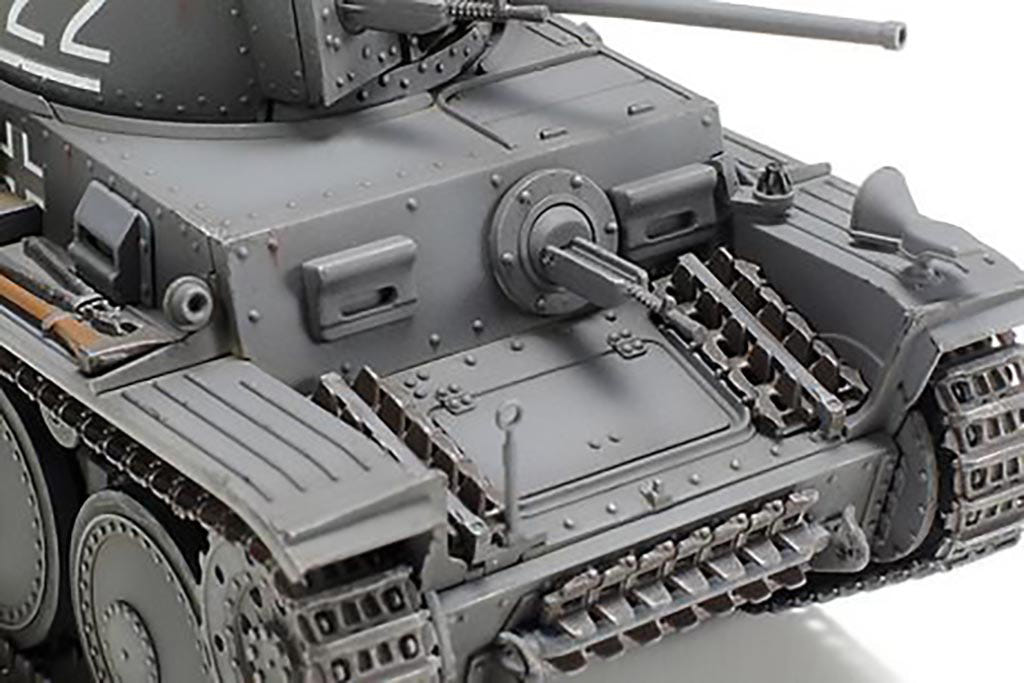 Tamiya 1:48 German Panzer 38(T) Ausf.E/F - 32583