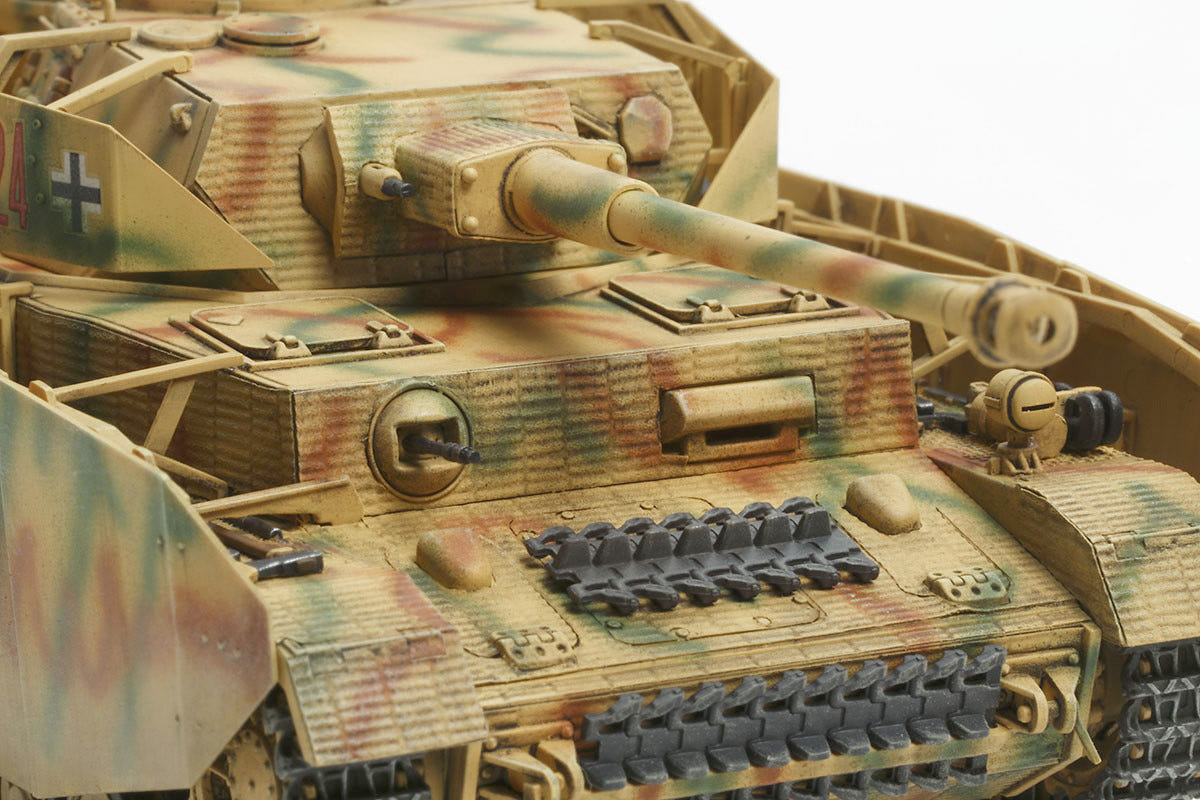 Tamiya 1:48 Panzer IV Ausf.H Tank (Late Production) - 32584