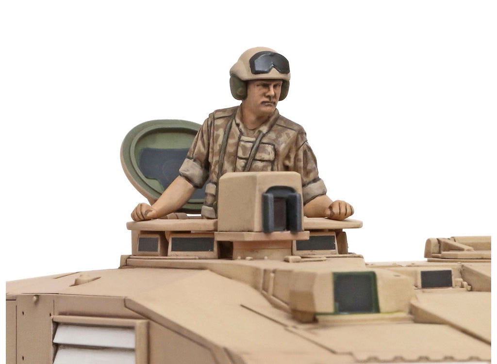 Tamiya 1:48 British Tank Challenger 2 (Desertised) - 32601