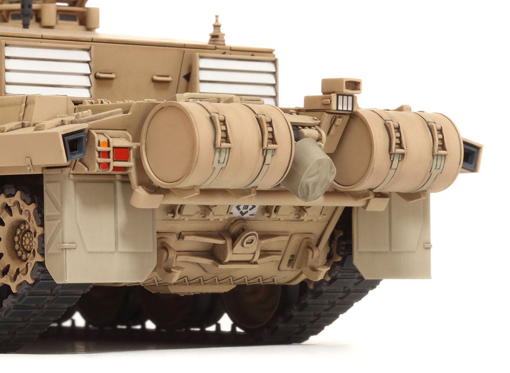 Tamiya 1:48 British Tank Challenger 2 (Desertised) - 32601