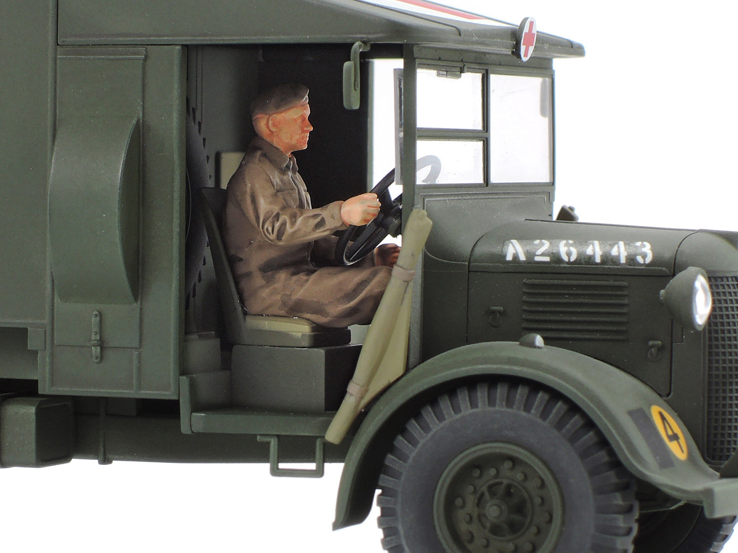 Tamiya 1:48 British 2t 4x2 Ambulance - 32605