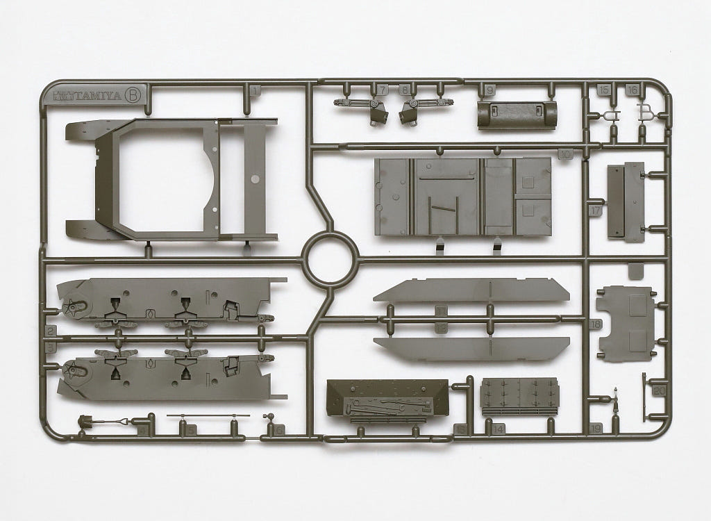 Tamiya 1:48 M5A1 Stuart - 32606