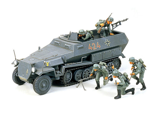 Tamiya 1:35 German Hanomag Sd.Kfz.251/1 - 35020
