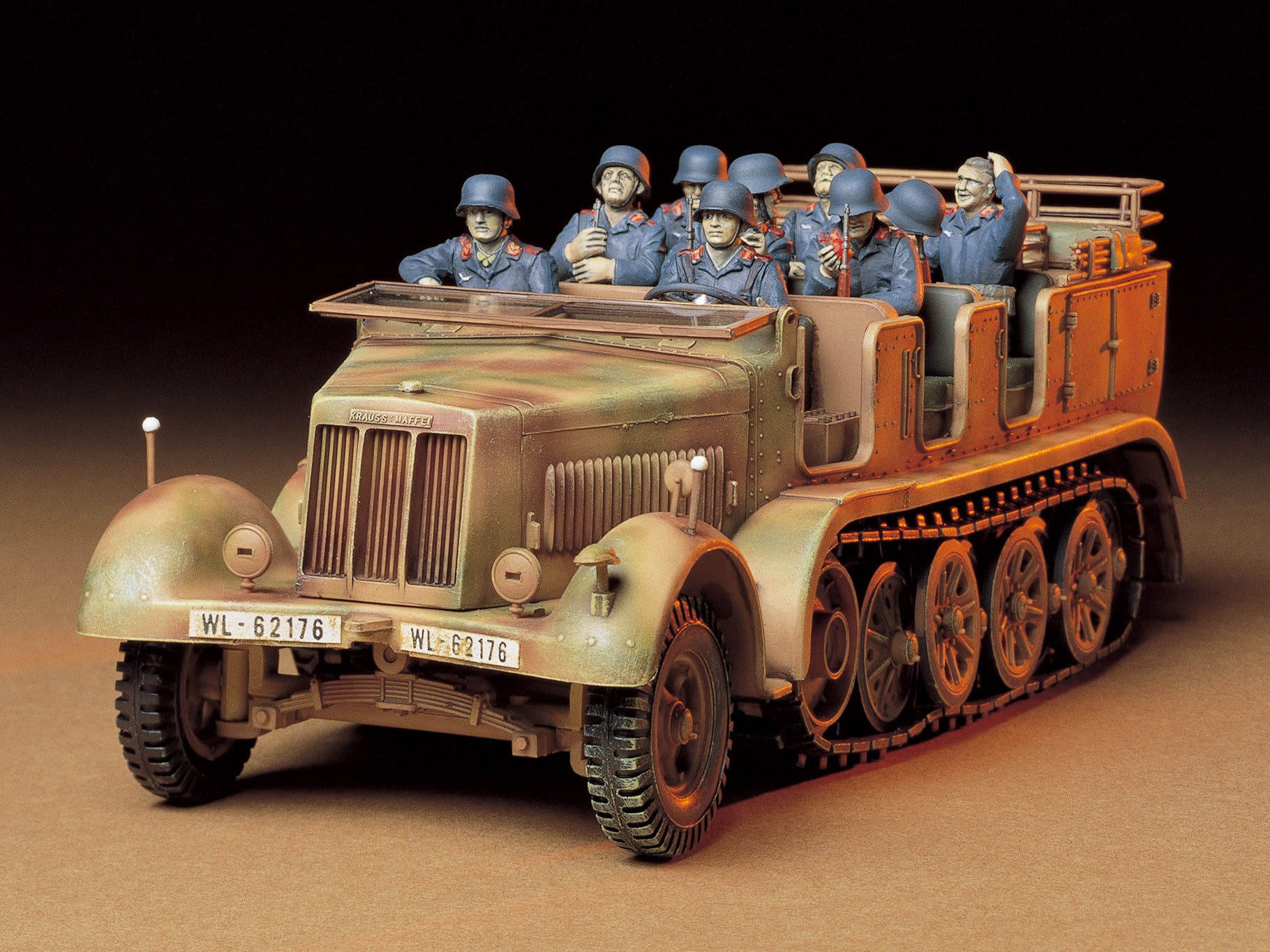 Tamiya 1:35 German Sd.Kfz.7 - 35148