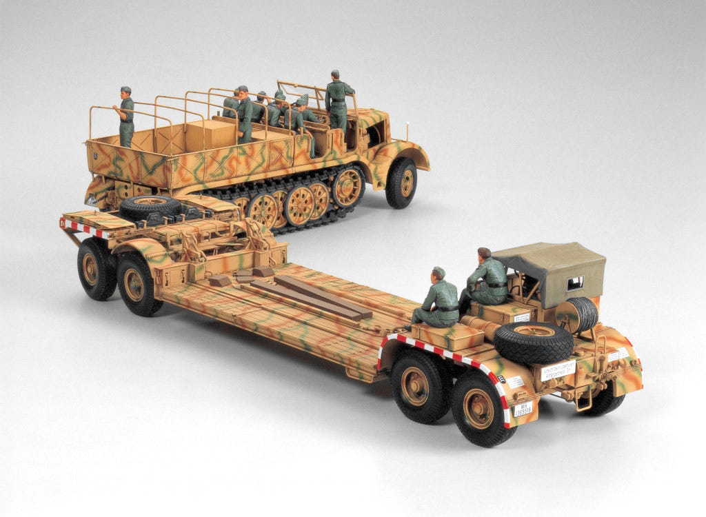 Tamiya 1:35 German Famo And Tank Transporter - 35246