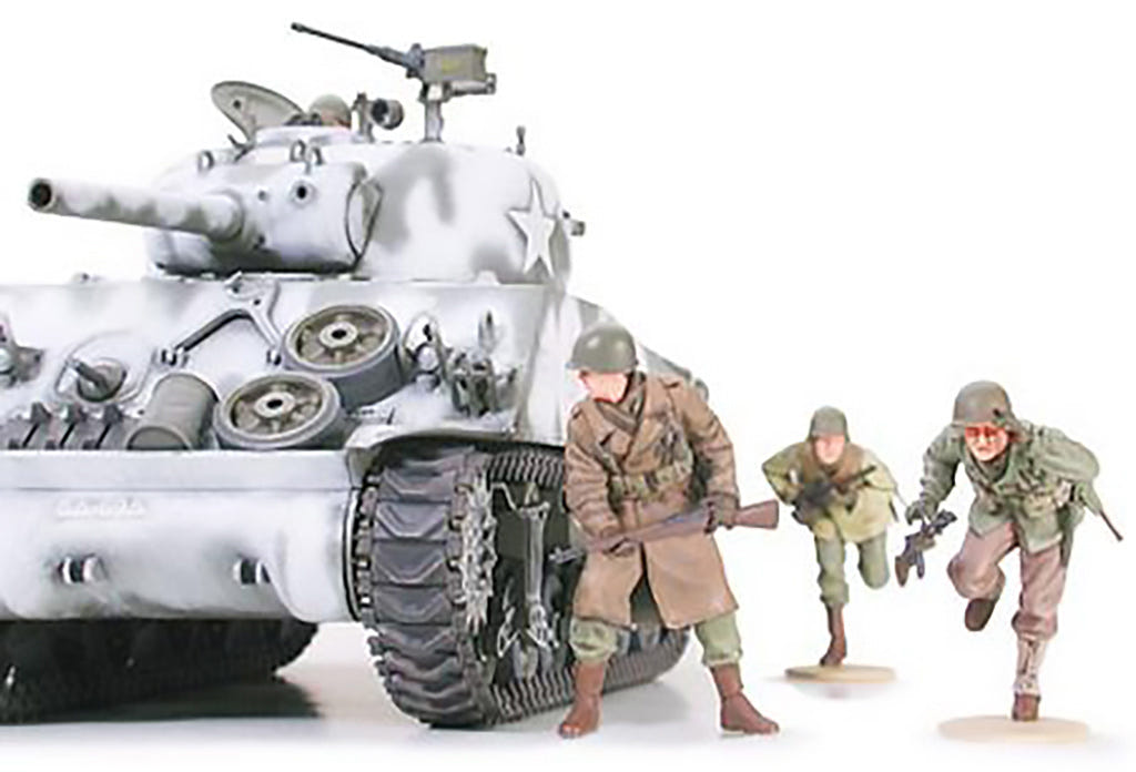 Tamiya 1:35 M4A3 Sherman 105MM Howitzer - 35251
