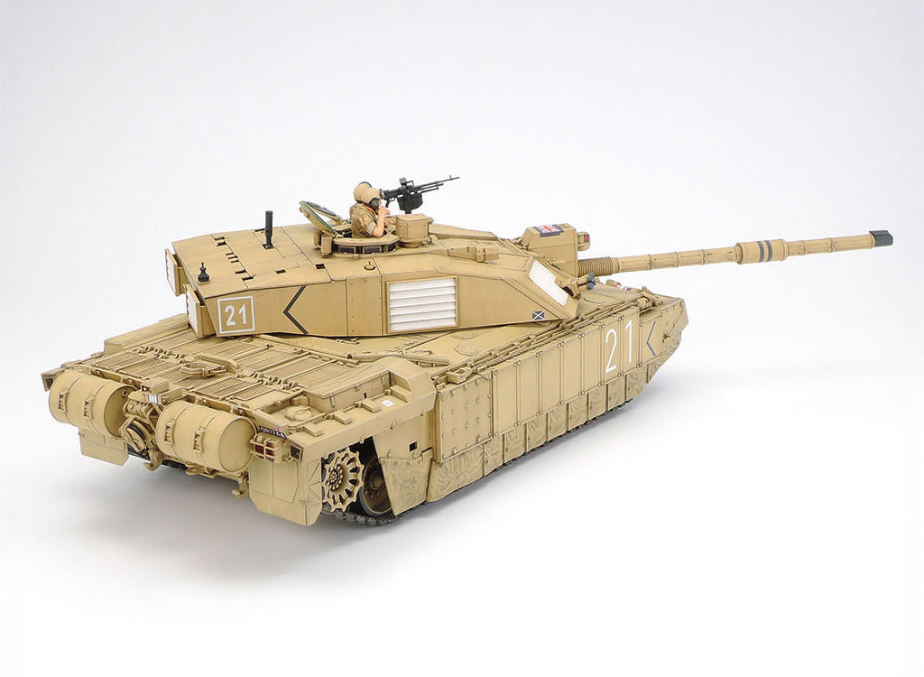 Tamiya 1:35 British MBT Challenger 2 (Desertised) - 35274