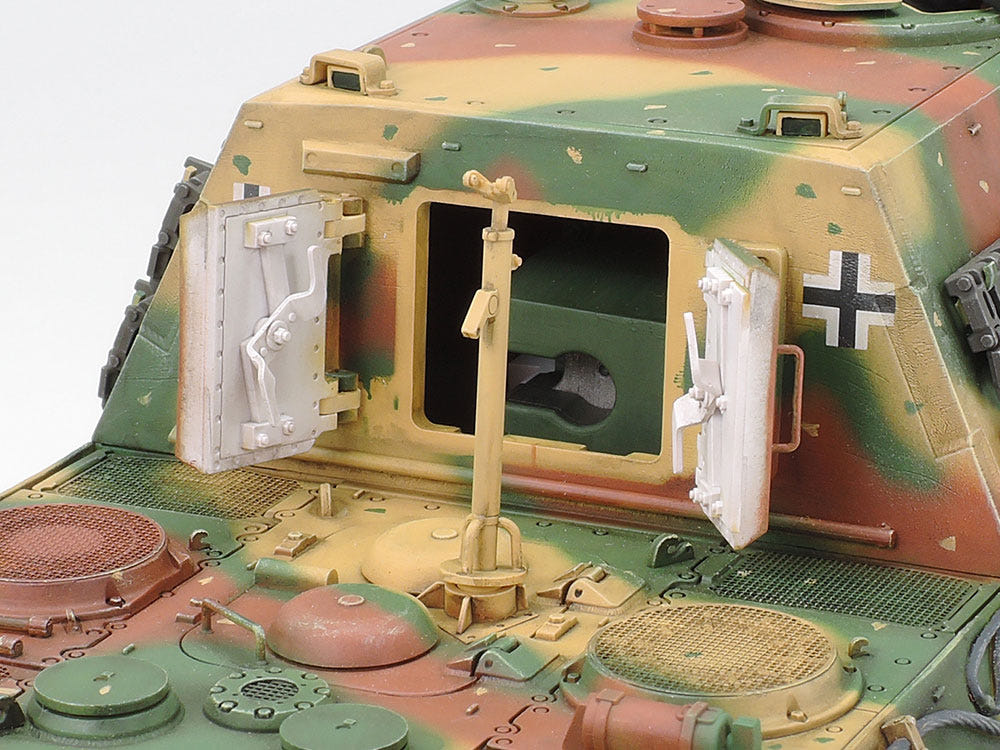 Tamiya 1/35 Jagdtiger Early Version - Loaded Dice