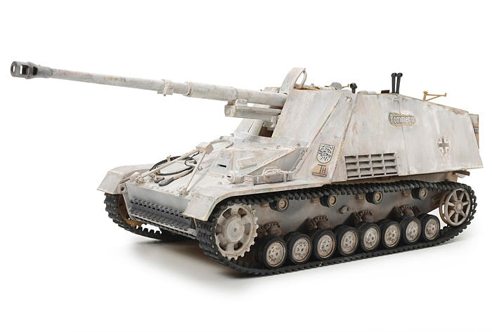 Tamiya 1/35 Nashorn - Loaded Dice