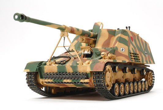 Tamiya 1/35 Nashorn - Loaded Dice