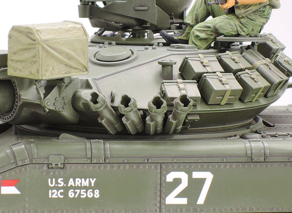 Tamiya 1:35 U.S. Airborne M551 Sheridan Tank (Vietnam War) - 35365