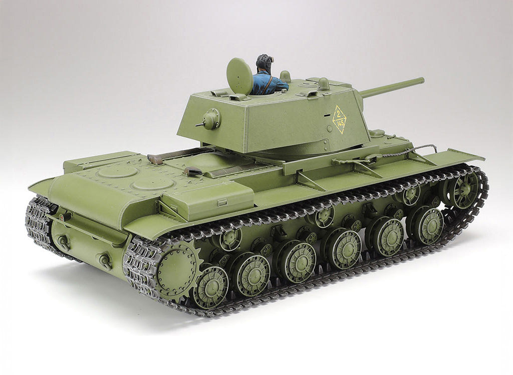 Tamiya 1:35 Russian Heavy Tank KV-1 1941 Early Production - 35372