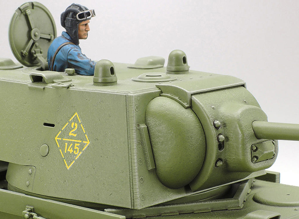 Tamiya 1:35 Russian Heavy Tank KV-1 1941 Early Production - 35372