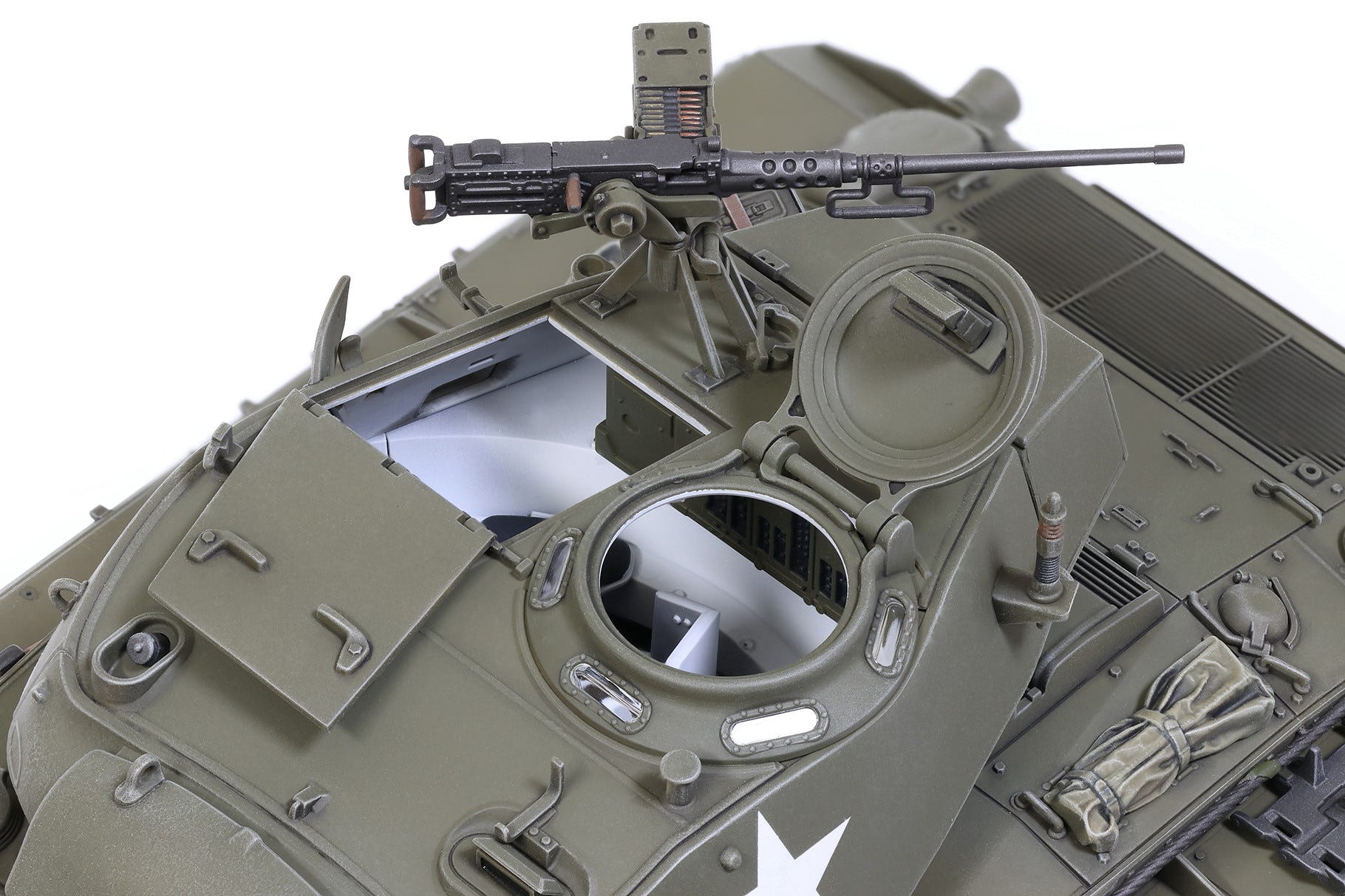 Tamiya 1:35 U.S. Light Tank M24 Chaffee European Theatre - 35391