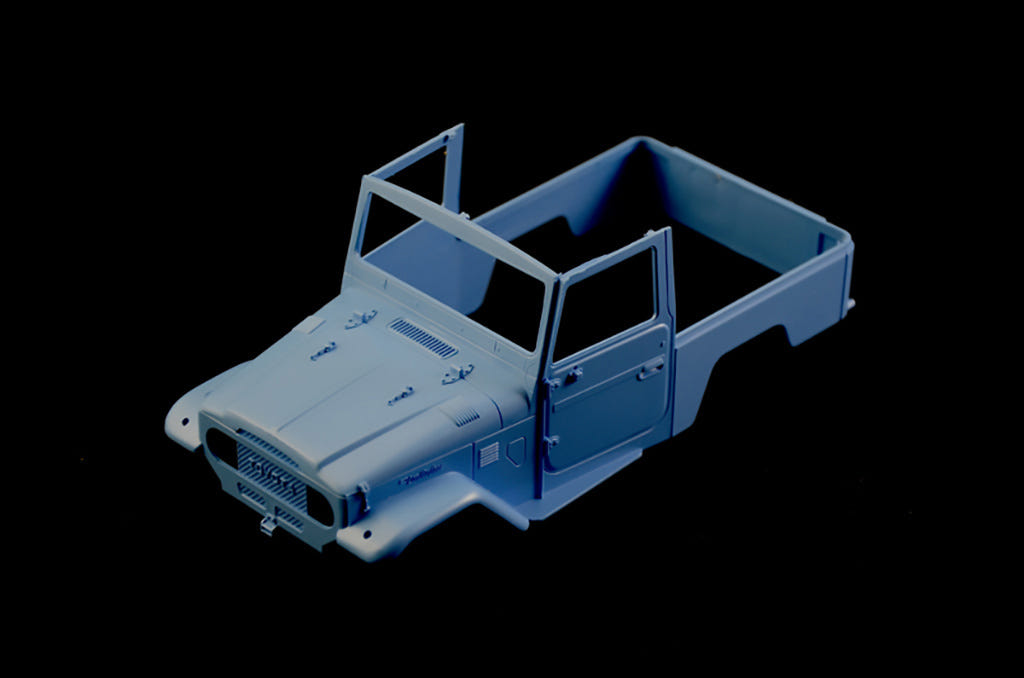 Italeri 1:24 Toyota BJ-44 Land Cruiser (Soft Top/Hard Top) - 3630
