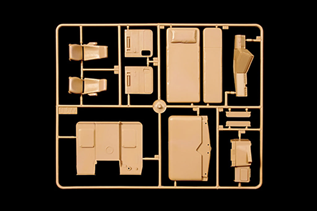Italeri 1:24 Freightliner FLC - 3859