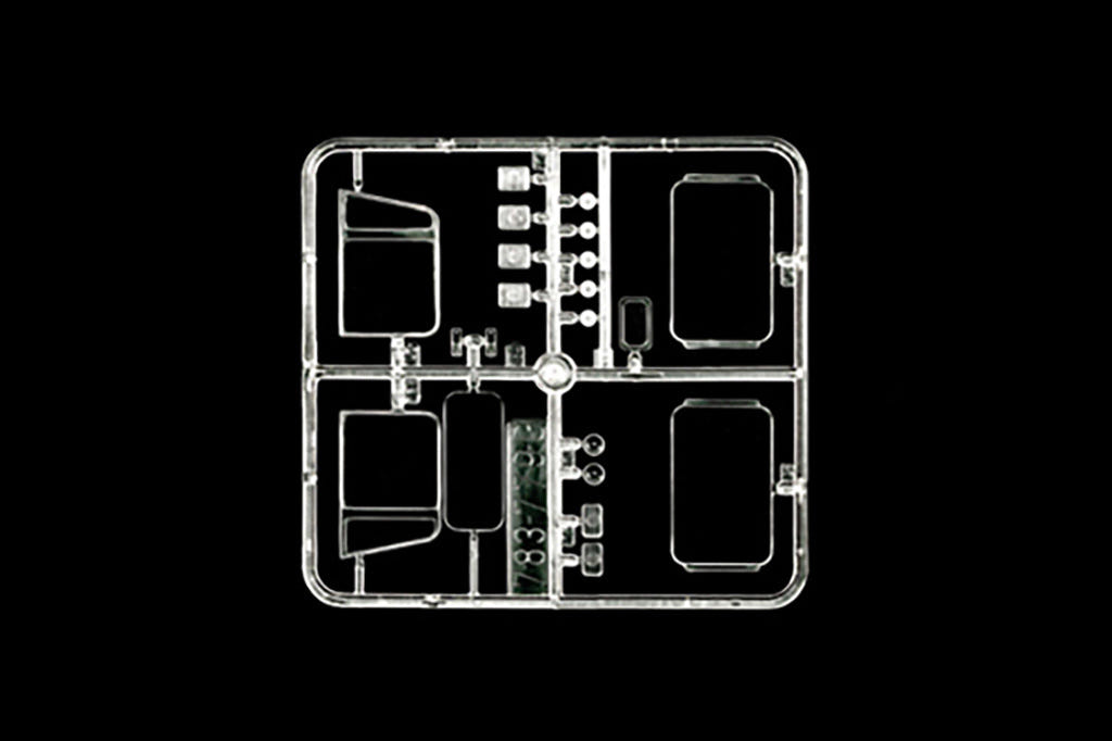 Italeri 1:24 Freightliner FLC - 3859