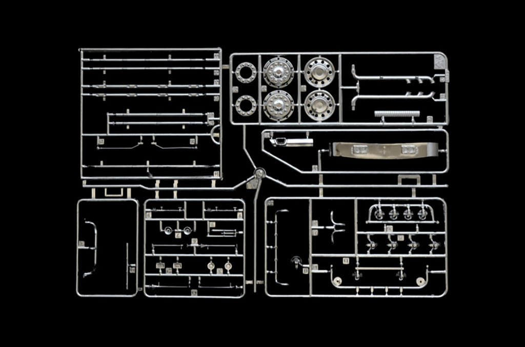 Italeri 1:24 Scania R370 Streamline 4X2 - 3906