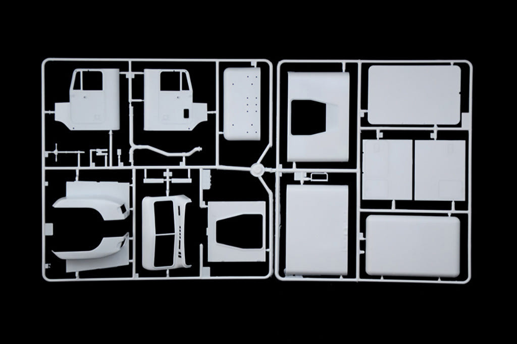 Italeri 1:24 Freightliner FLD 120 Special - 3925