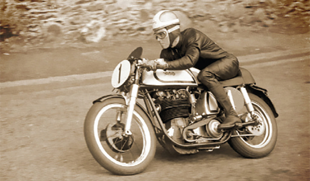 Italeri 1:9 Norton Manx 500CC 1951 - 4602