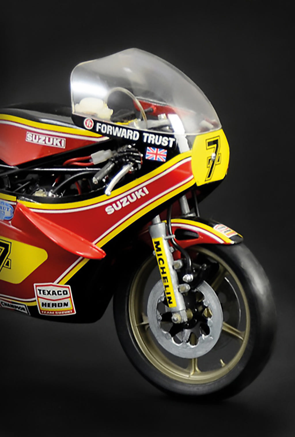 Italeri 1:9 Suzuki RG 500 XR27 Heron 1978 - 4644