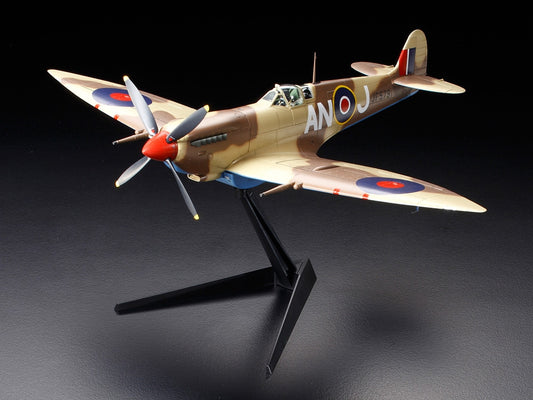 Tamiya 1/32 Spitfire Mk VIII - Loaded Dice