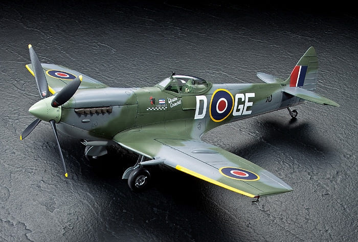 Tamiya 1/32 Spitfire Mk XVIe - Loaded Dice