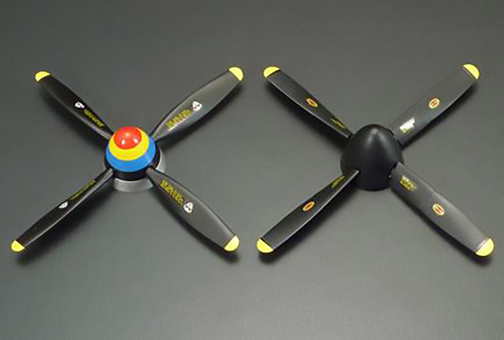 Tamiya 1:32 North American P-51D/K Mustang - 60323