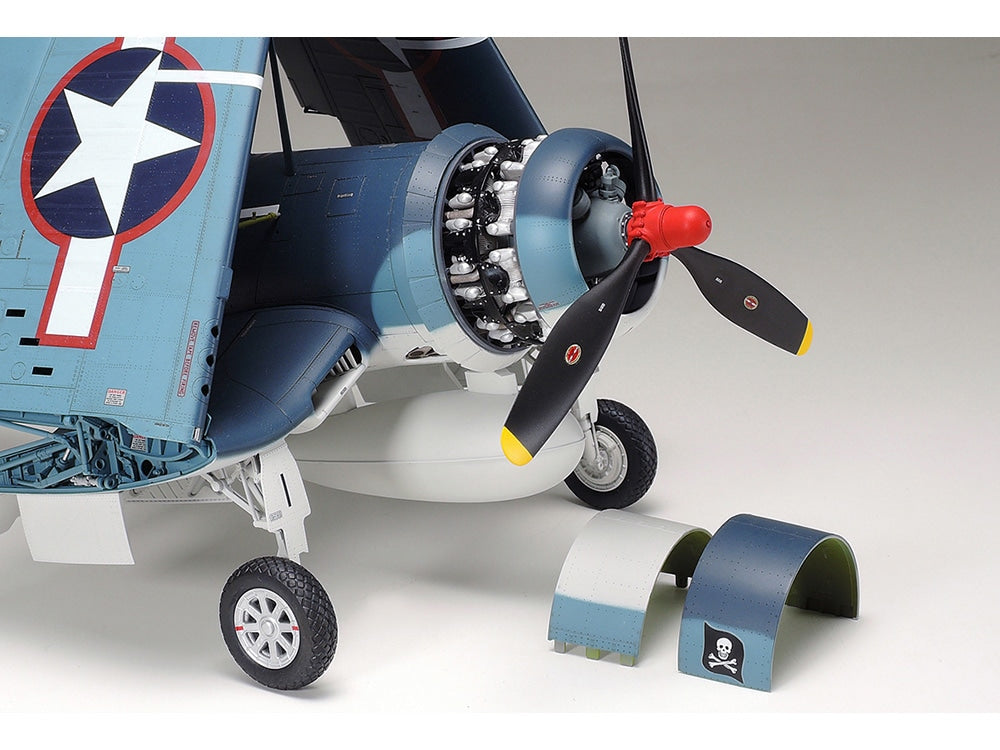 Tamiya 1/32 F4U-1A Corsair - Loaded Dice
