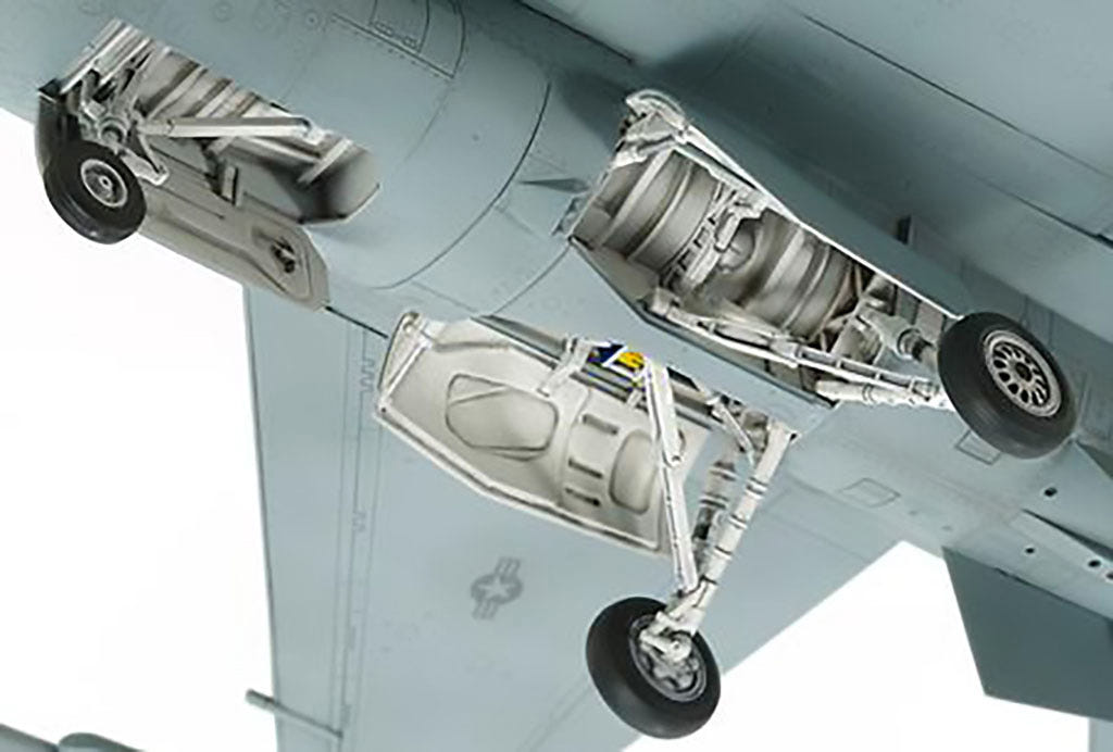 Tamiya 1:72 F-16 CJ Fighting Falcon - Block 50 - 60786