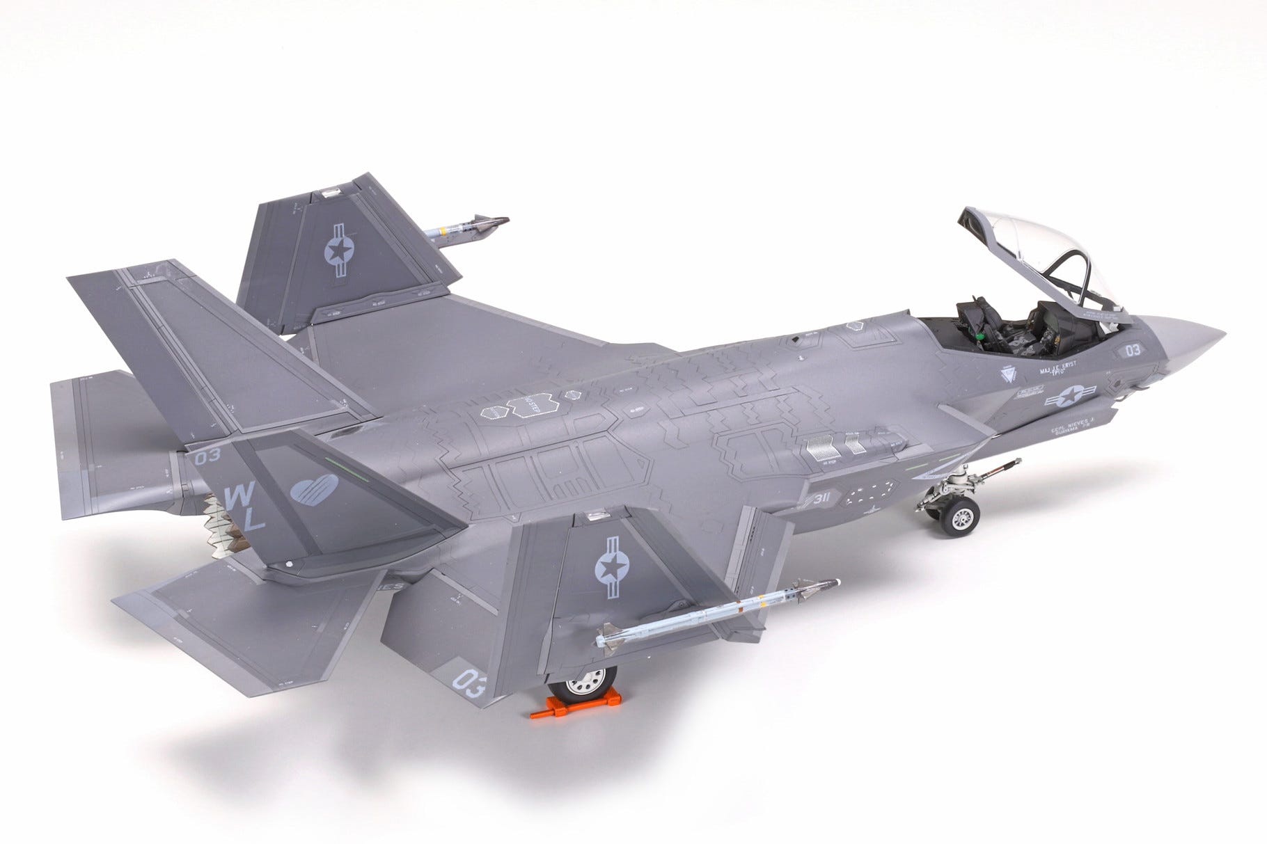 Tamiya 1:72 F-35C Lightning II - 60794