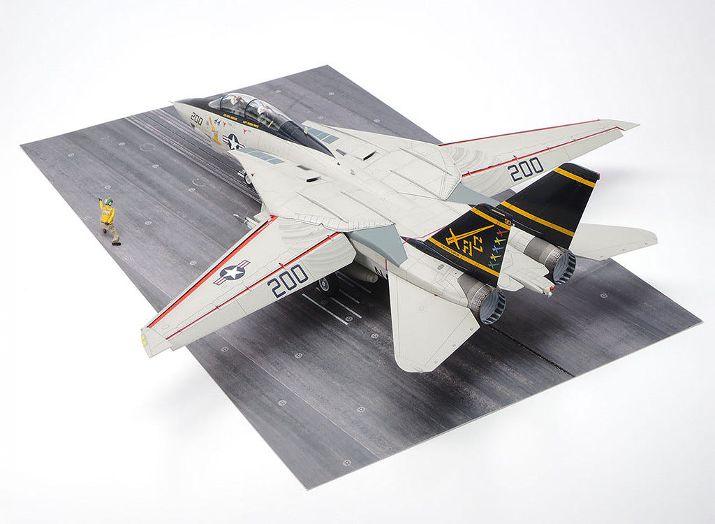 Tamiya 1:48 Grumman F-14A Tomcat (Late Model) Carrier Launch Set - 61122